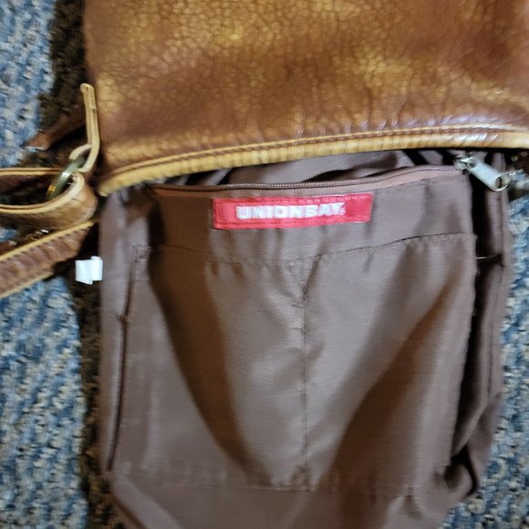 Unionbay Faux Leather Crossbody Bag Camel Tan Yellow Tassel - Picture 6 of 12